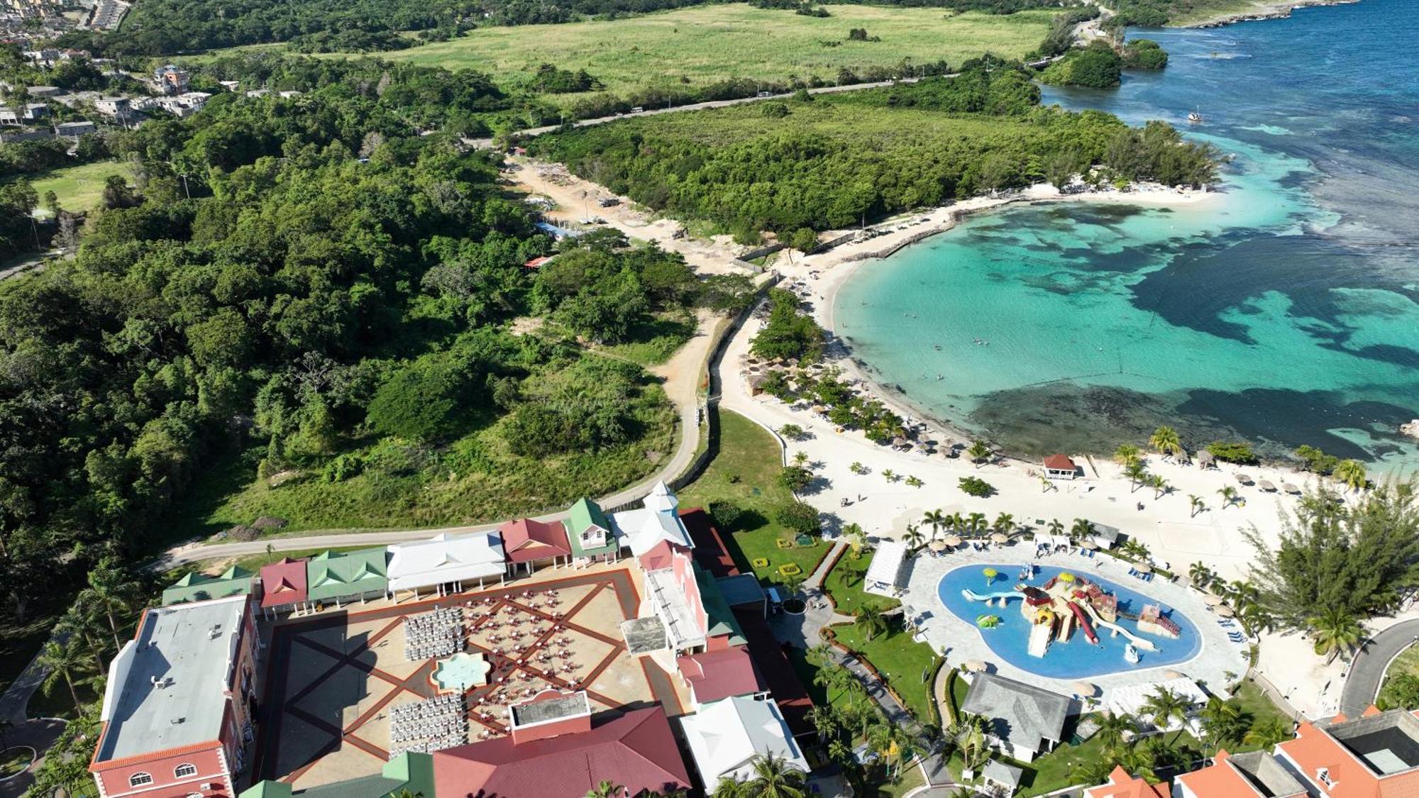 Bahia Principe Luxury Runaway Bay (Adults Only) Luaran gambar